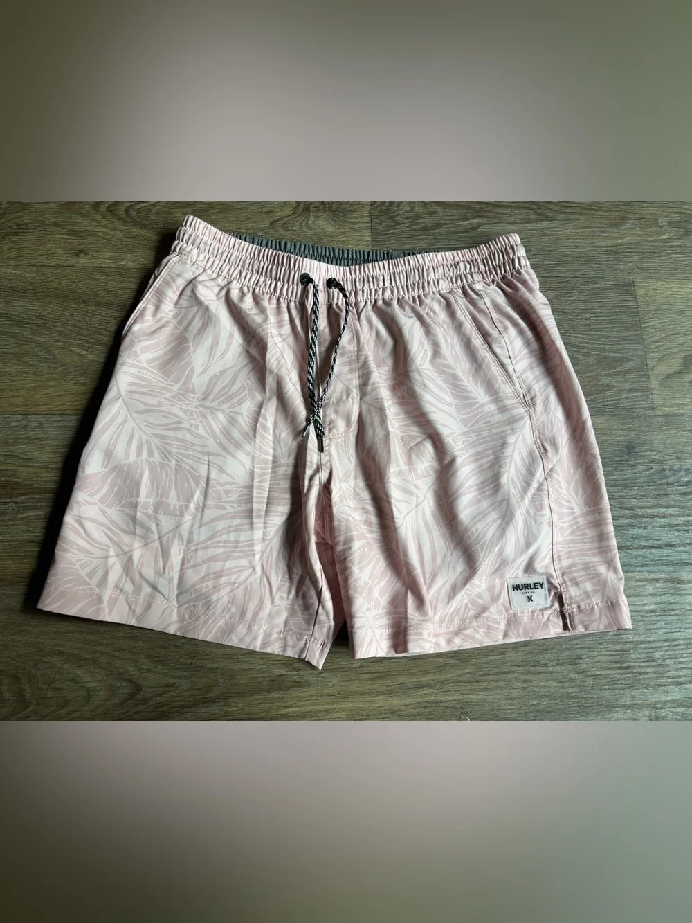 Hurley Pink Tropical-Print Swim Shorts Men’s Size M